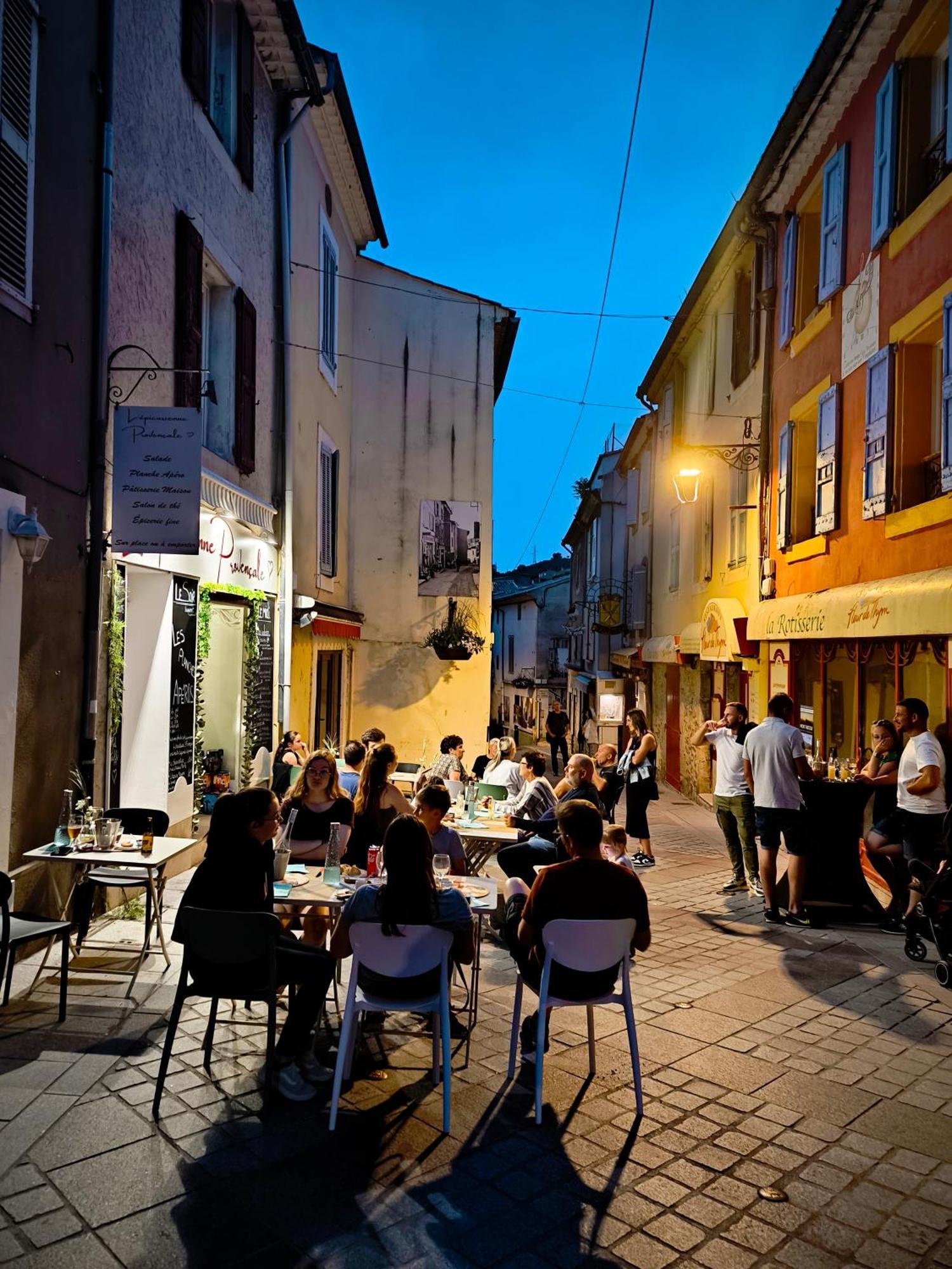 Le King & Suites Etoilees Greoux-les-Bains Exterior photo